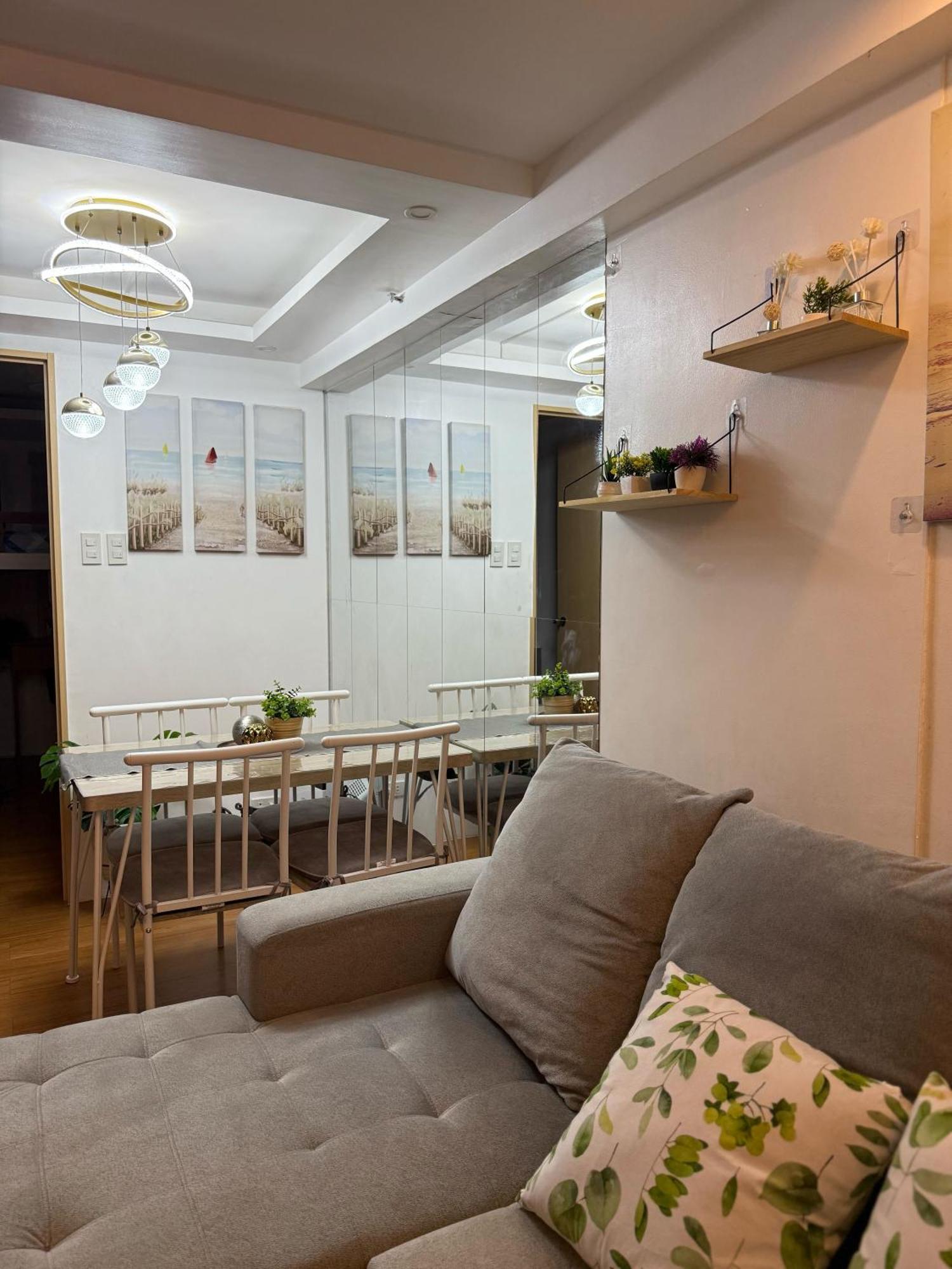 Cozy Condovibe 2 Bedroom Staycation Near Sm East Ortigas With Netflix! Manila