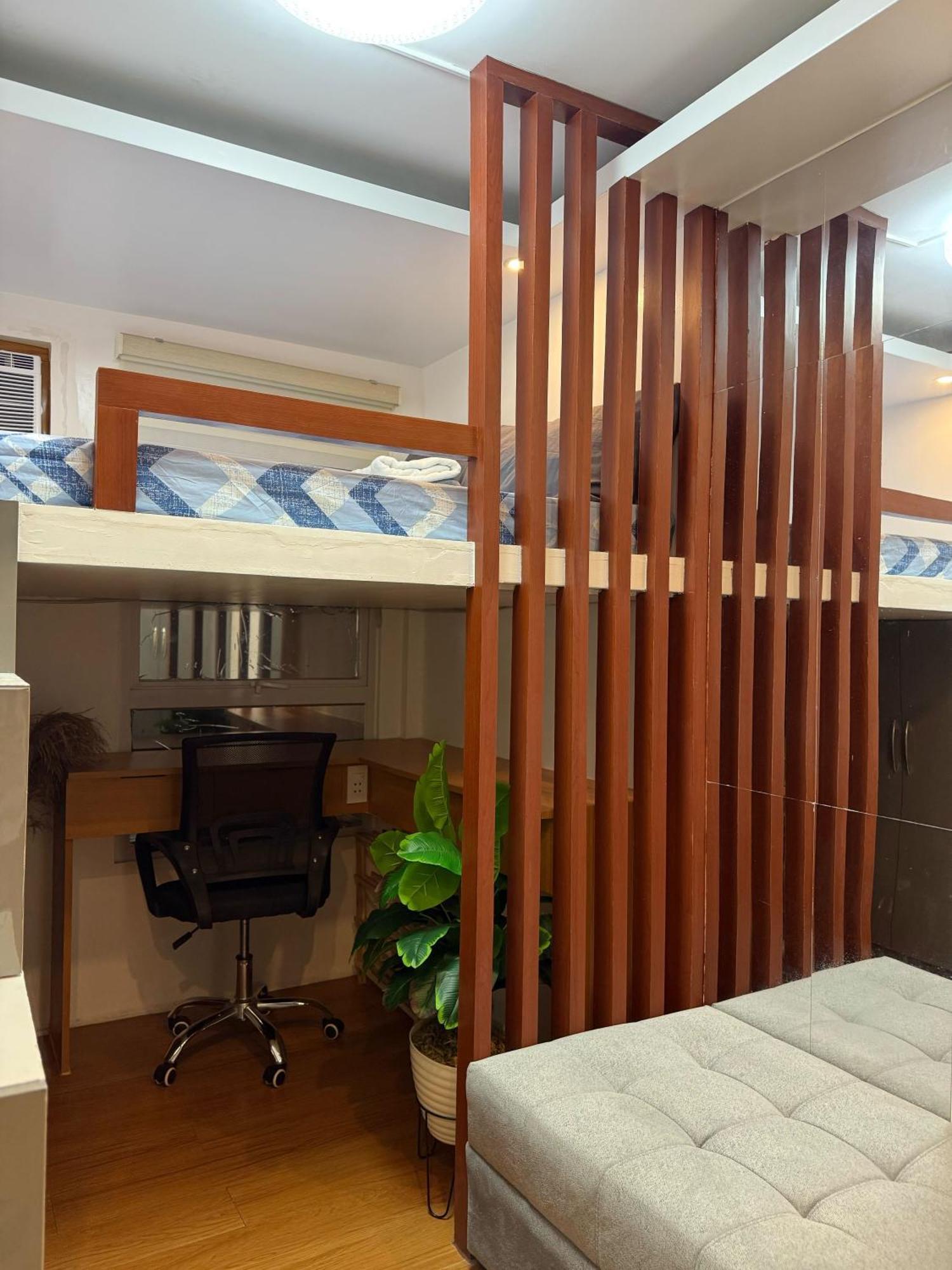 Cozy Condovibe 2 Bedroom Staycation Near Sm East Ortigas With Netflix!